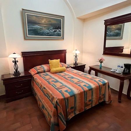 Hotel Antigua Casa De Piedra San Miguel de Allende Esterno foto