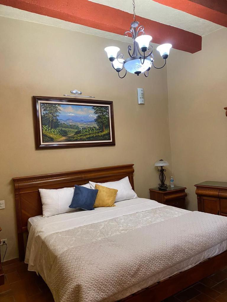 Hotel Antigua Casa De Piedra San Miguel de Allende Esterno foto